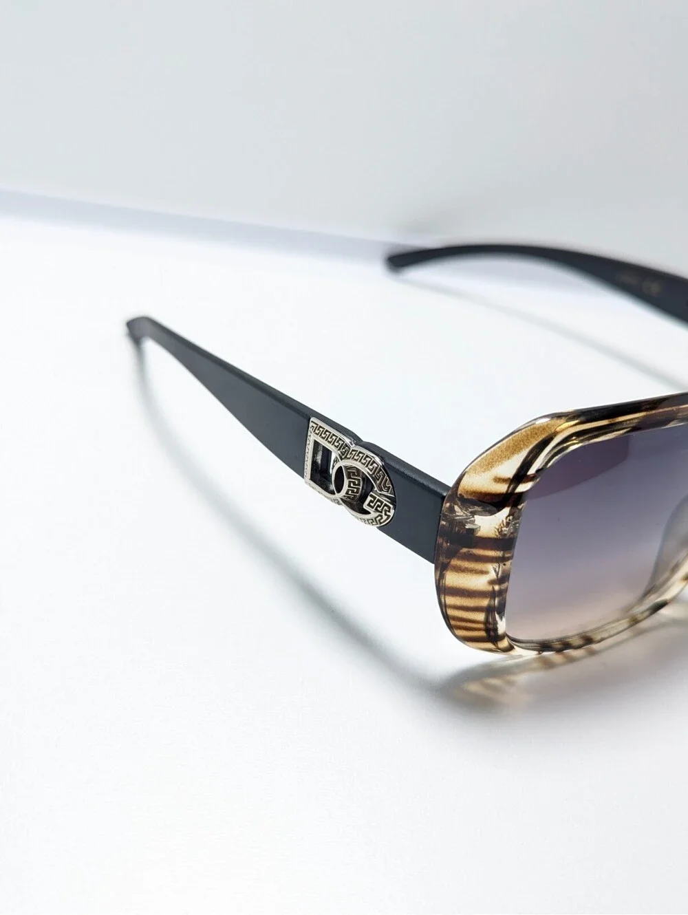 DG 26976 Womens Brown Leopard Sunglasses Purple Gradient Lens
